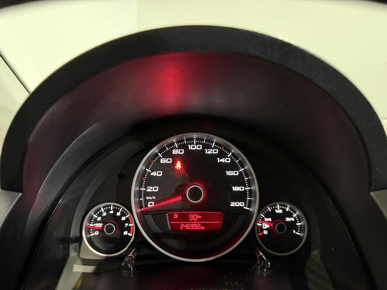 SEAT | Mii | 1.0 Style Sport | 2012 | 246.992 km | 87XVB7 | Logisch - Hatchback: foto 5 SEAT | Mii | 1.0 Style Sport | 2012 | 246.992 km | 87XVB7 | Logisch - Hatchback: foto 5