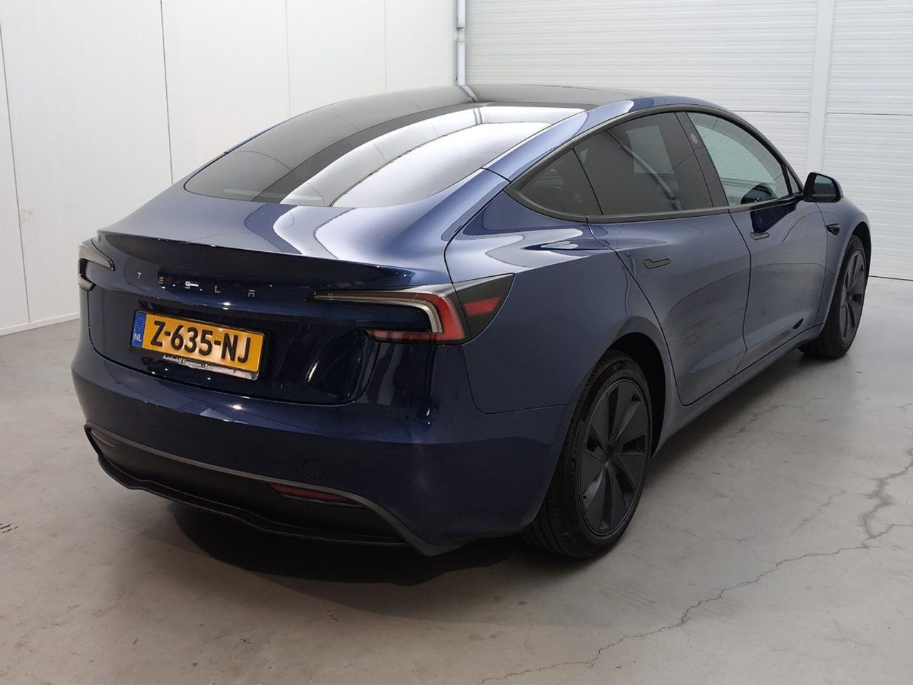 Tesla Model 3 RWD 60 kWh | 2024 | 34.719 km | Automaat | Z635NJ | NAP: Logisch - Hatchback: foto 4 Tesla Model 3 RWD 60 kWh | 2024 | 34.719 km | Automaat | Z635NJ | NAP: Logisch - Hatchback: foto 4