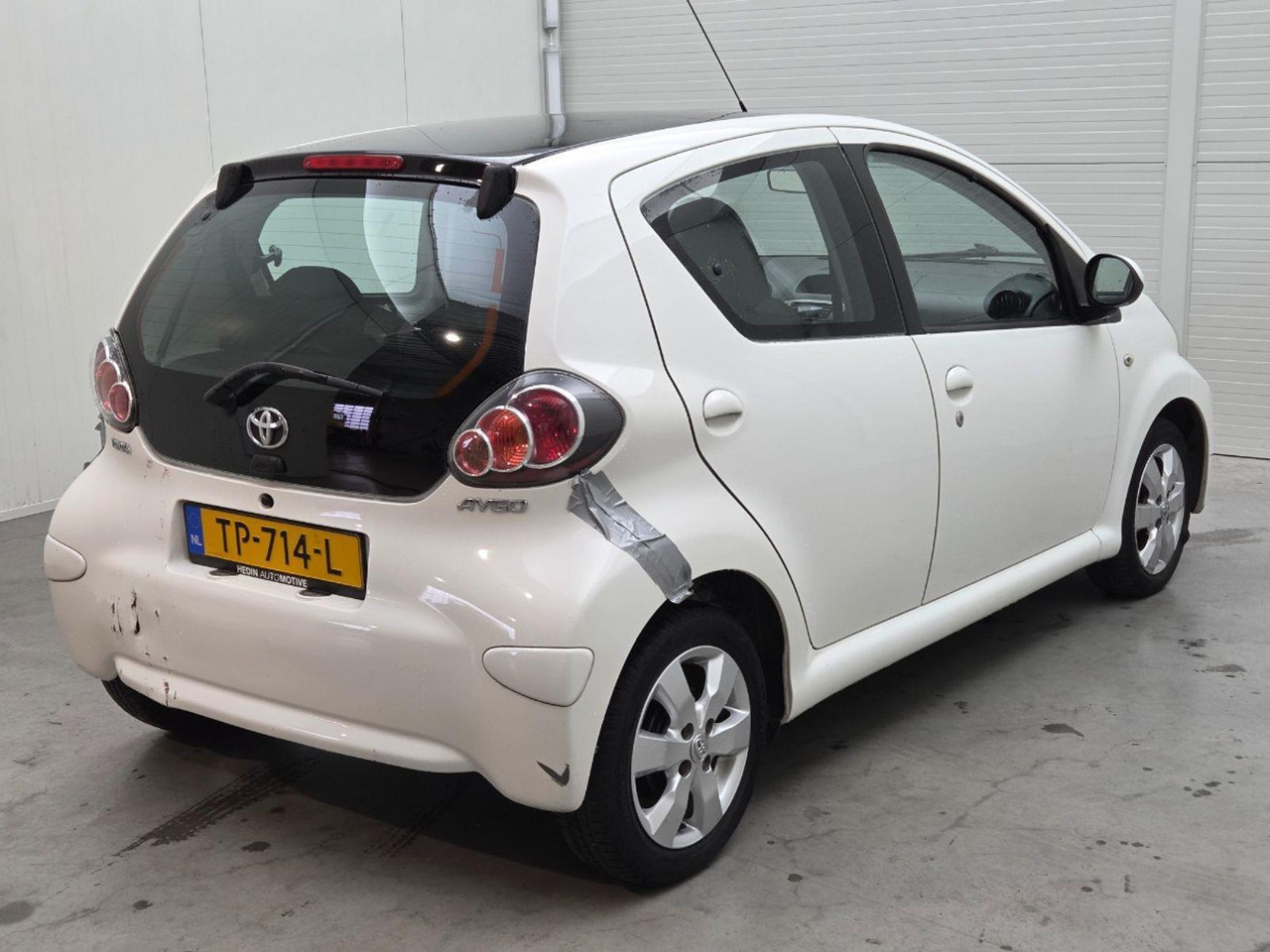 Toyota Aygo 1.0 VVT - i Now | 2014 | 131.940 km | TP714L | NAP: Geen oordeel - Hatchback: foto 4 Toyota Aygo 1.0 VVT - i Now | 2014 | 131.940 km | TP714L | NAP: Geen oordeel - Hatchback: foto 4