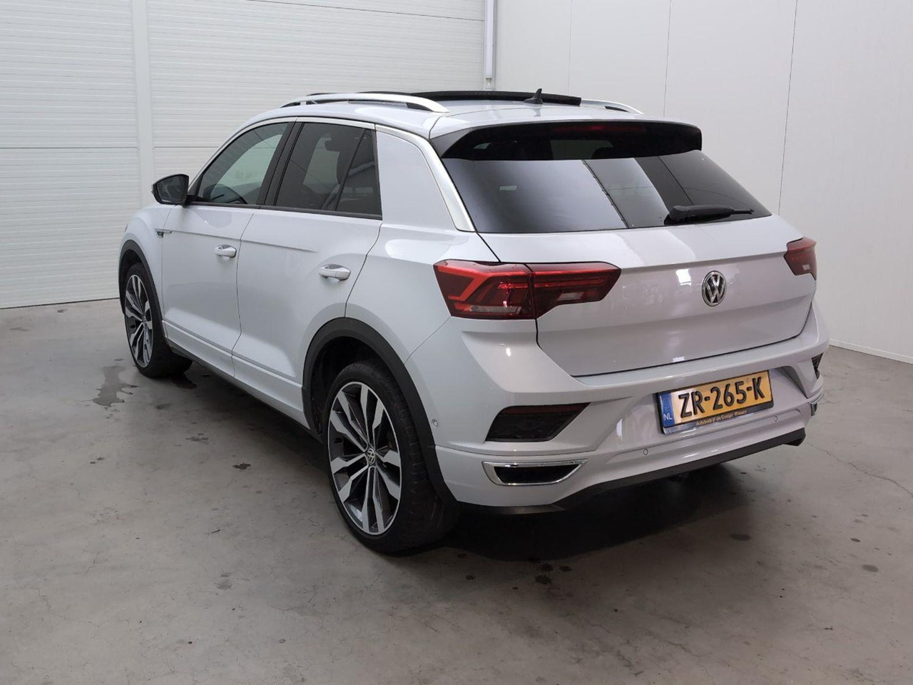 Volkswagen T-Roc 1.5 TSI Sport Business R | 2019 | 121.700 km | Automaat | ZR265K | NAP: Logisch - SUV: foto 3 Volkswagen T-Roc 1.5 TSI Sport Business R | 2019 | 121.700 km | Automaat | ZR265K | NAP: Logisch - SUV: foto 3