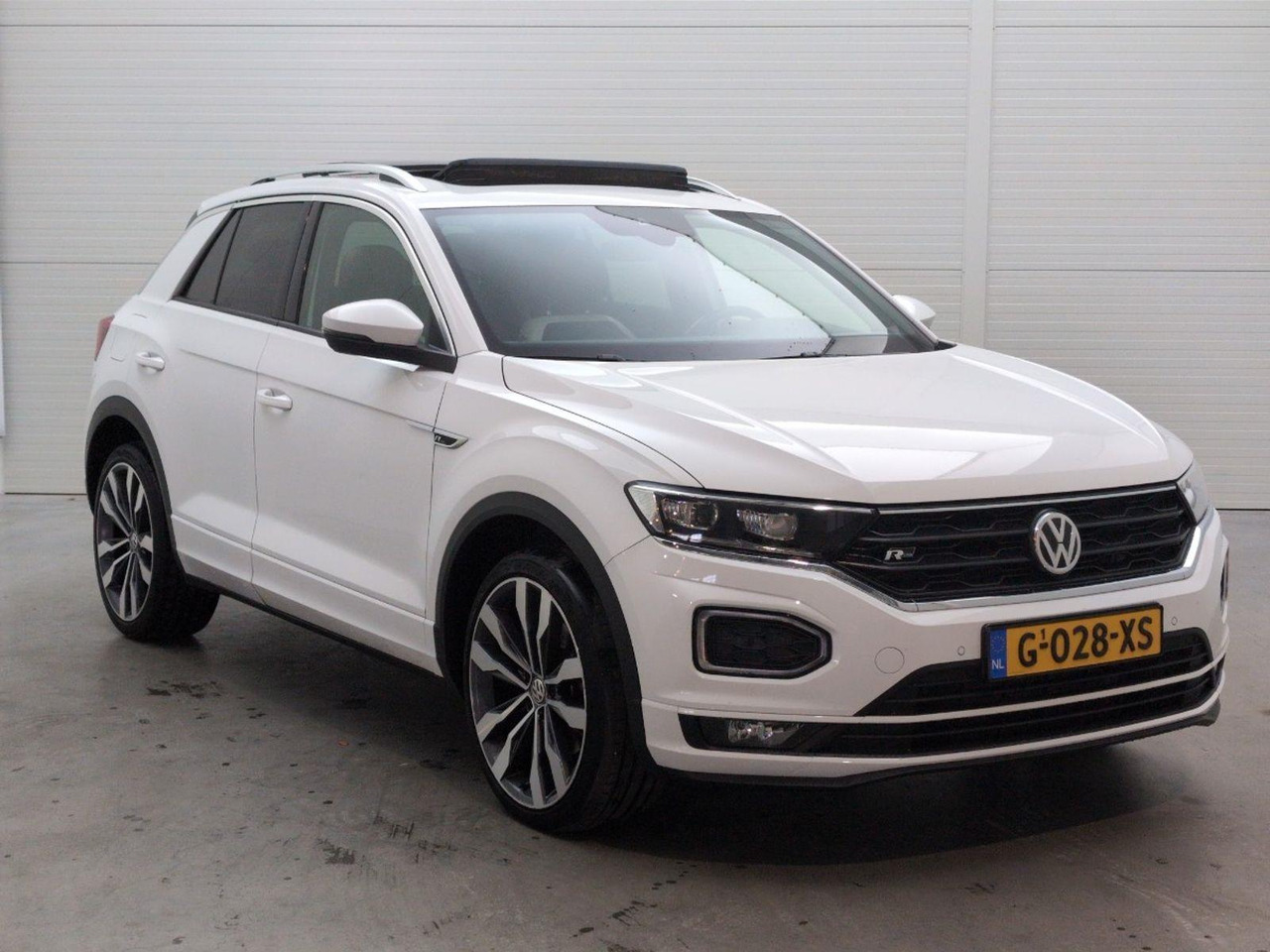 Volkswagen T-Roc 2.0 TSI 4Motion Sport Business R | 2019 | 123.691 km | Automaat | G028XS | NAP: Geen oordeel - SUV: foto 2 Volkswagen T-Roc 2.0 TSI 4Motion Sport Business R | 2019 | 123.691 km | Automaat | G028XS | NAP: Geen oordeel - SUV: foto 2