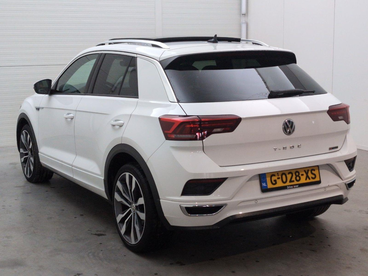 Volkswagen T-Roc 2.0 TSI 4Motion Sport Business R | 2019 | 123.691 km | Automaat | G028XS | NAP: Geen oordeel - SUV: foto 3 Volkswagen T-Roc 2.0 TSI 4Motion Sport Business R | 2019 | 123.691 km | Automaat | G028XS | NAP: Geen oordeel - SUV: foto 3