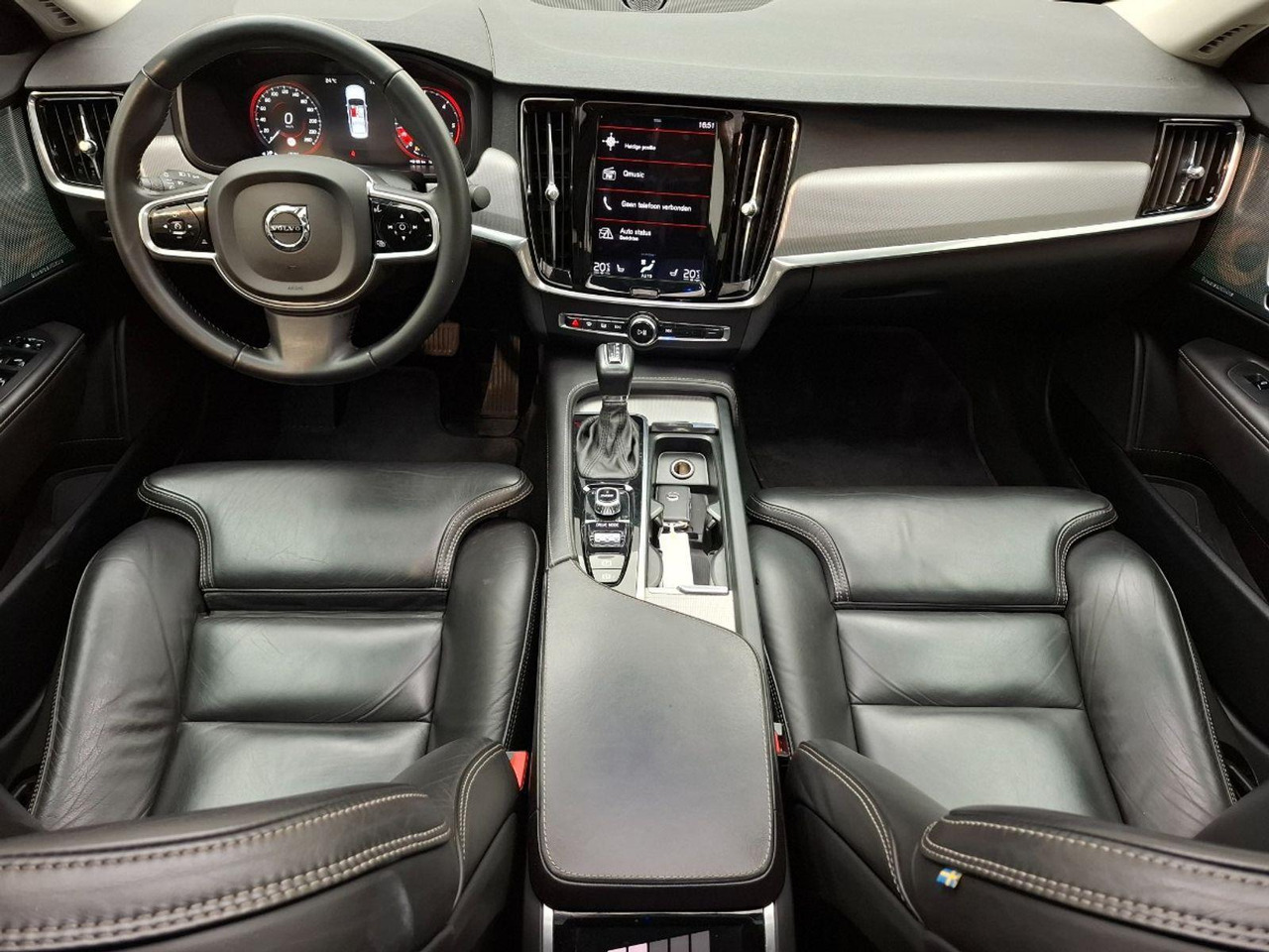 Volvo S90 2.0 D5 AWD Inscription | 2016 | 175.340 km | Automaat | SH788X | NAP: Geen oordeel - Sedan: foto 5 Volvo S90 2.0 D5 AWD Inscription | 2016 | 175.340 km | Automaat | SH788X | NAP: Geen oordeel - Sedan: foto 5