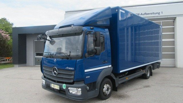 Mercedes-Benz 818L Koffer LBW, Seitentüre (GG 8,6 to.) - Carrinha de contentor: foto 1 Mercedes-Benz 818L Koffer LBW, Seitentüre (GG 8,6 to.) - Carrinha de contentor: foto 1