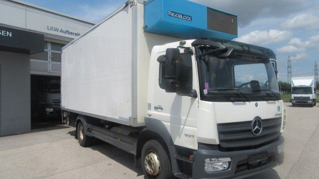 Mercedes-Benz Atego 1527L Tiefkühler, LBW,... - Camião frigorífico: foto 3 Mercedes-Benz Atego 1527L Tiefkühler, LBW,... - Camião frigorífico: foto 3
