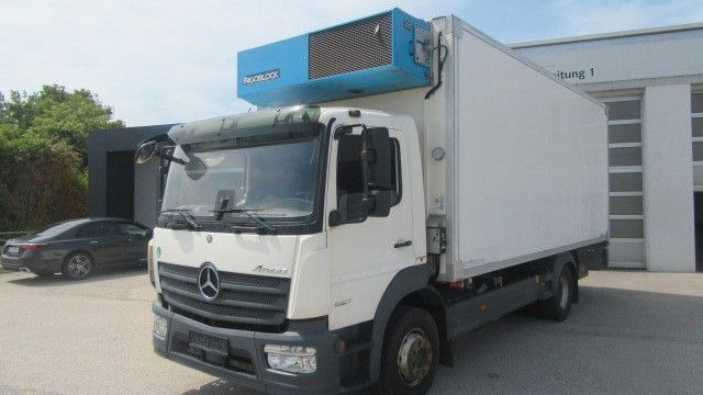 Mercedes-Benz Atego 1527L Tiefkühler, LBW,... - Camião frigorífico: foto 1 Mercedes-Benz Atego 1527L Tiefkühler, LBW,... - Camião frigorífico: foto 1