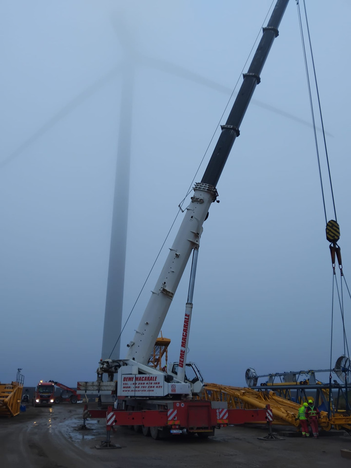 GROVE GMK5220 - Grua móvel: foto 1 GROVE GMK5220 - Grua móvel: foto 1