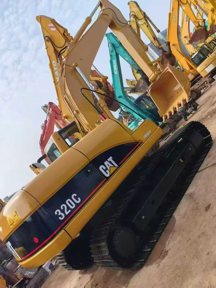CATPILLAR 320CL - Escavadora de rastos: foto 5 CATPILLAR 320CL - Escavadora de rastos: foto 5