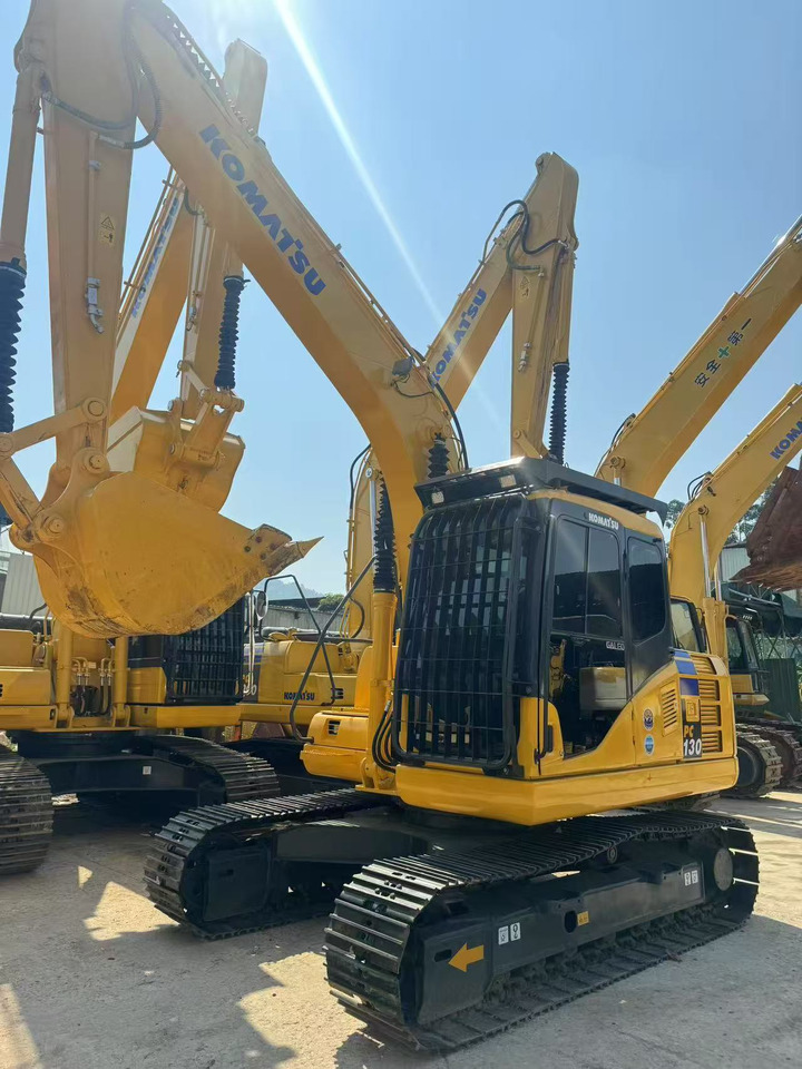 KOMATSU PC130-7 - Escavadora de rastos: foto 4 KOMATSU PC130-7 - Escavadora de rastos: foto 4