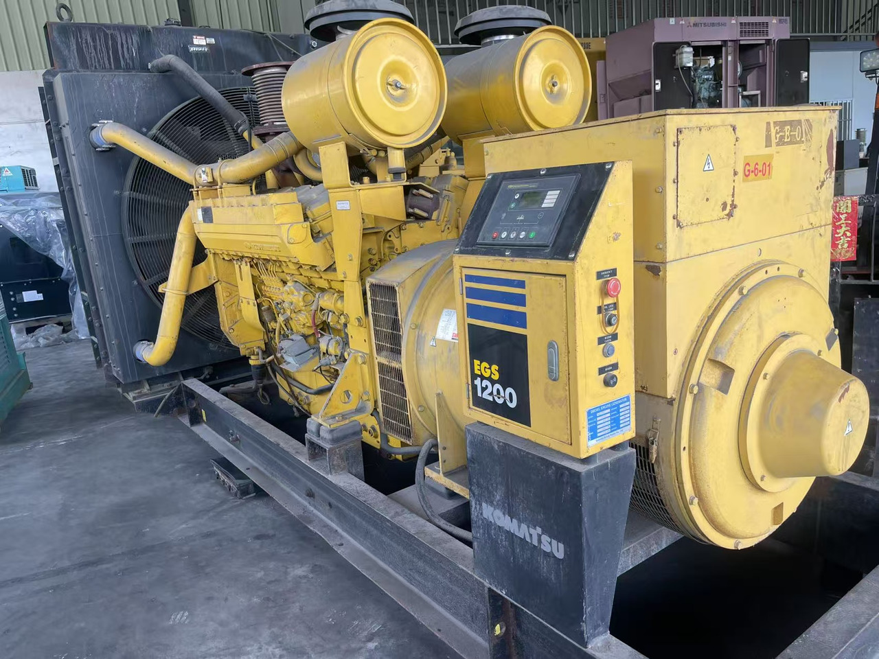 Motor KOMATSU SAA12V140: foto 10