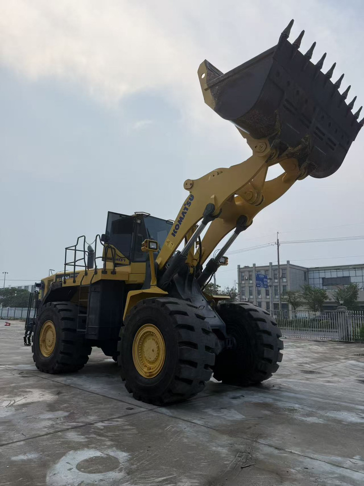 KOMATSU WA600 - Ferramenta/ Equipamento: foto 3 KOMATSU WA600 - Ferramenta/ Equipamento: foto 3