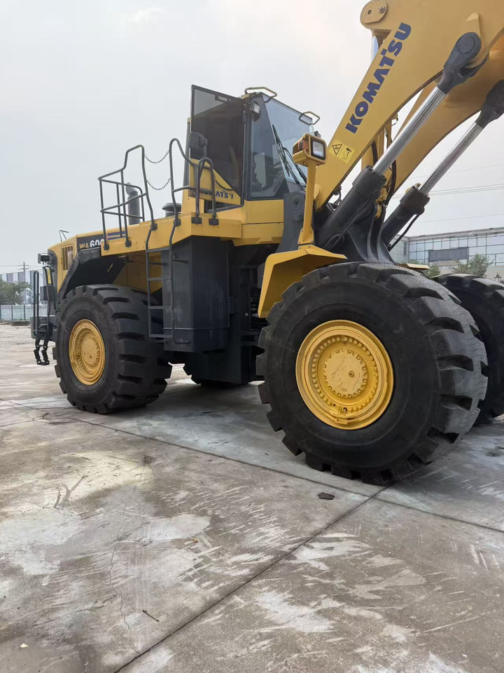 KOMATSU WA600 - Ferramenta/ Equipamento: foto 2 KOMATSU WA600 - Ferramenta/ Equipamento: foto 2