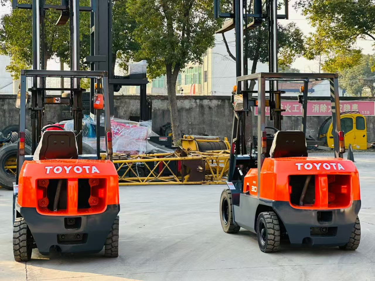 TOYOTA 30 - Empilhador a diesel: foto 2 TOYOTA 30 - Empilhador a diesel: foto 2