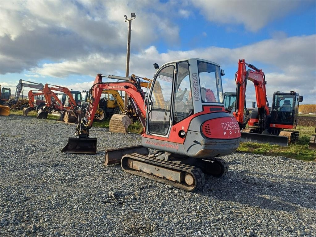 Neuson 3602RD Engcon pyörittäjällä - Mini escavadeira: foto 3 Neuson 3602RD Engcon pyörittäjällä - Mini escavadeira: foto 3