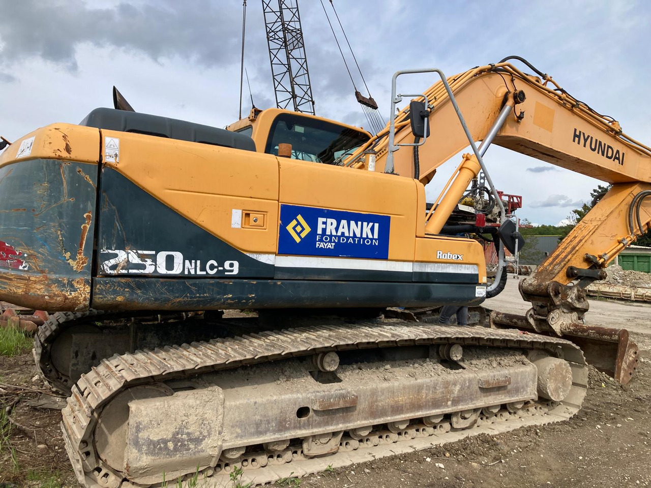 PELLE SUR CHENILLES HYUNDAI ROBEX 250 NLC-9 - Escavadora de rastos: foto 3 PELLE SUR CHENILLES HYUNDAI ROBEX 250 NLC-9 - Escavadora de rastos: foto 3