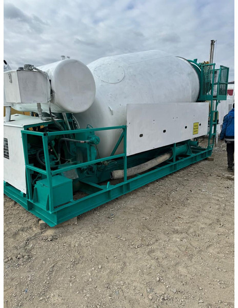 CIFA Concrete Mixer with own engine - Betoneira: foto 1 CIFA Concrete Mixer with own engine - Betoneira: foto 1
