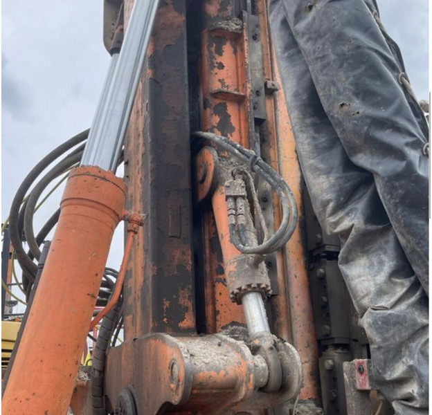 Hütte HBR 205 - Máquina de perfuração: foto 5 Hütte HBR 205 - Máquina de perfuração: foto 5