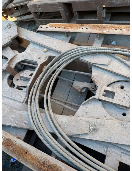 Liebherr Stein HT Diaphragm Wall Grab - Garra para Máquina de construção: foto 3 Liebherr Stein HT Diaphragm Wall Grab - Garra para Máquina de construção: foto 3