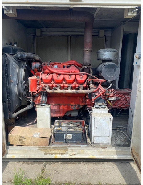 Metax MP7 - Bomba de betão estacionária: foto 3 Metax MP7 - Bomba de betão estacionária: foto 3