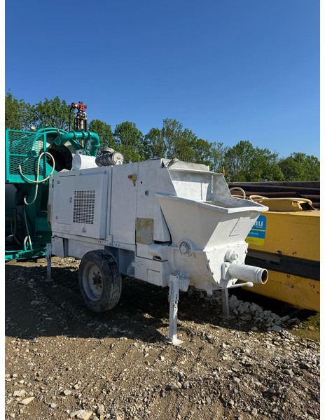 Schwing SP750 - Bomba de betão estacionária: foto 1 Schwing SP750 - Bomba de betão estacionária: foto 1