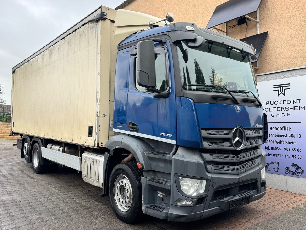 Mercedes-Benz 2548/Lenk-Lift/Retarder/Top-Zustand - Camião de lona: foto 1 Mercedes-Benz 2548/Lenk-Lift/Retarder/Top-Zustand - Camião de lona: foto 1