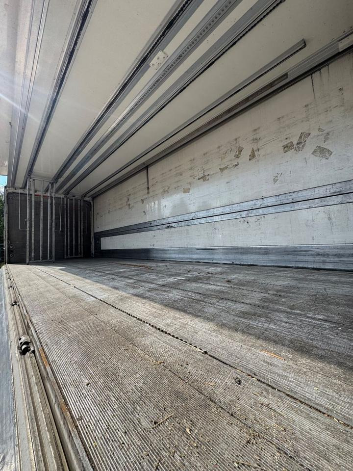 Locação financeira de  Mercedes-Benz Actros 2545/2xLBW/Klima/Kamera/kpl.Zug Mercedes-Benz Actros 2545/2xLBW/Klima/Kamera/kpl.Zug: foto 7