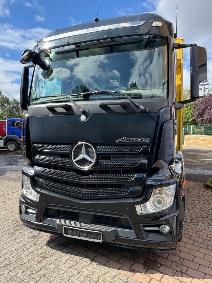 Mercedes-Benz Actros2545/2xLBW/Retarder/Lenk-Lift/Top-Zustand - Camião transporte de bebidas: foto 2 Mercedes-Benz Actros2545/2xLBW/Retarder/Lenk-Lift/Top-Zustand - Camião transporte de bebidas: foto 2