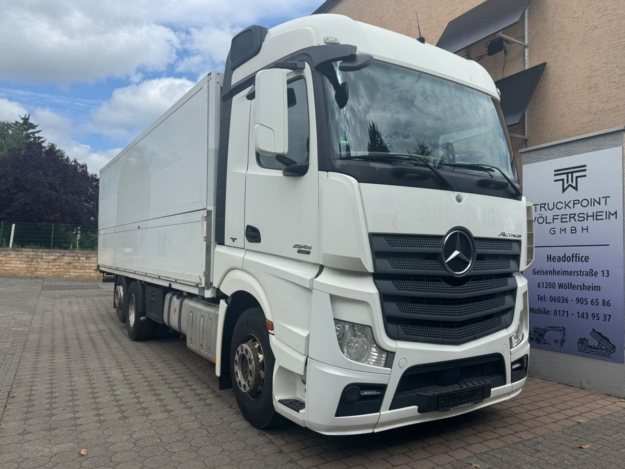 Mercedes-Benz Actros2545/Lift-Lenk/Mitnahmestp/Retarder - Camião furgão: foto 1 Mercedes-Benz Actros2545/Lift-Lenk/Mitnahmestp/Retarder - Camião furgão: foto 1