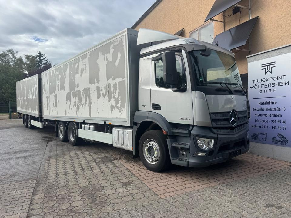 Mercedes-Benz Antos 2540/2xLBW/Kühlung-Defekt/5instock - Camião furgão: foto 1 Mercedes-Benz Antos 2540/2xLBW/Kühlung-Defekt/5instock - Camião furgão: foto 1