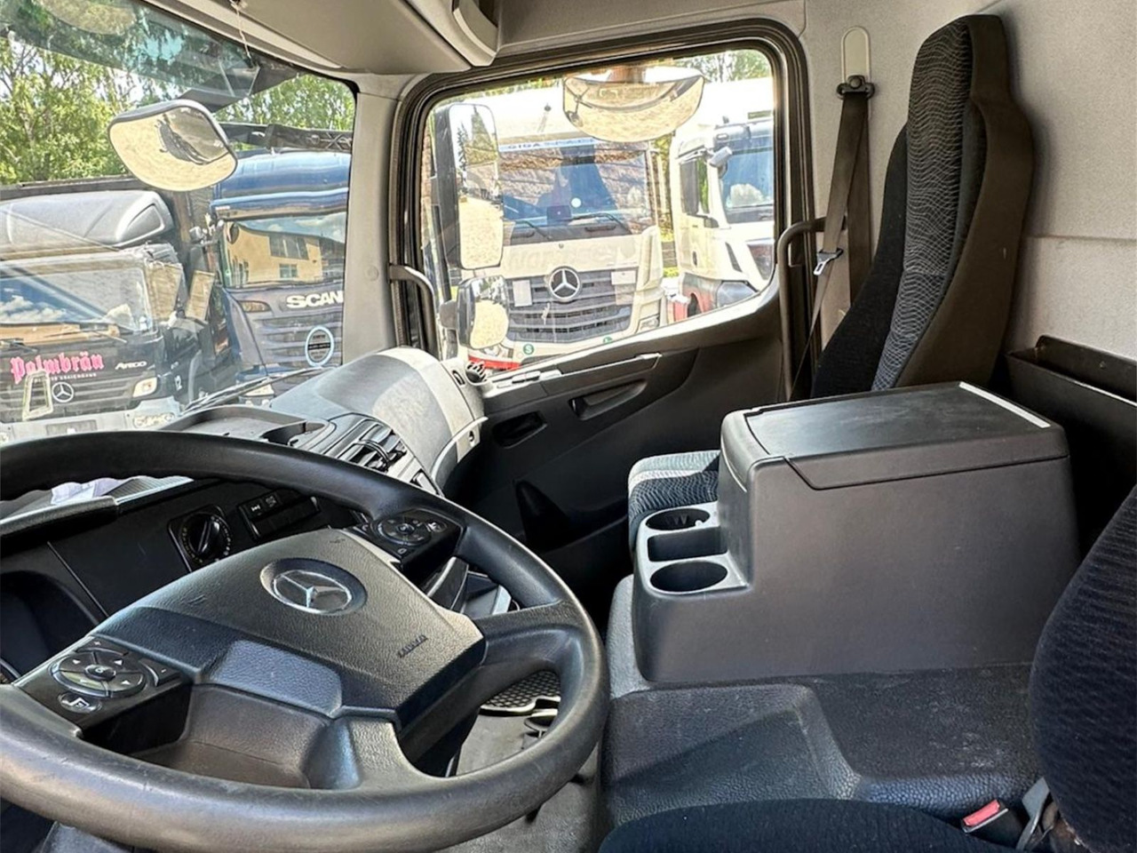 Camião transporte de bebidas Mercedes-Benz Atego 1523/Klima/LBW/GT-Zertifiziert/2xAHK: foto 8