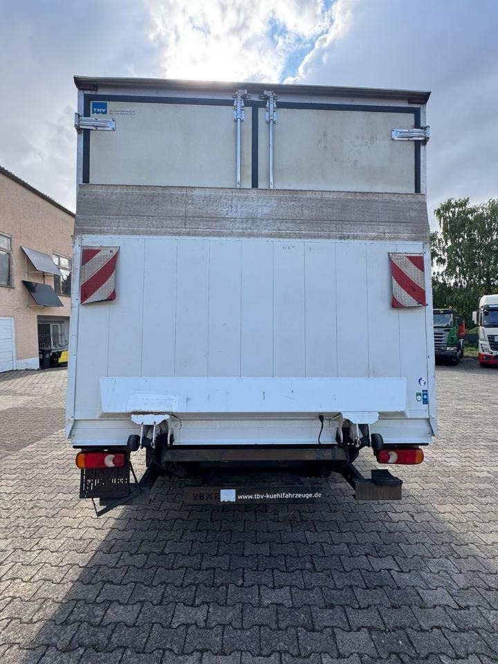 Renault MIDLUM 180/Thermo-King V-500/LBW - Camião frigorífico: foto 4 Renault MIDLUM 180/Thermo-King V-500/LBW - Camião frigorífico: foto 4