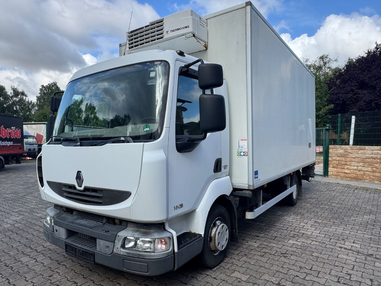 Renault MIDLUM 180/Thermo-King V-500/LBW - Carrinha frigorífica: foto 2 Renault MIDLUM 180/Thermo-King V-500/LBW - Carrinha frigorífica: foto 2