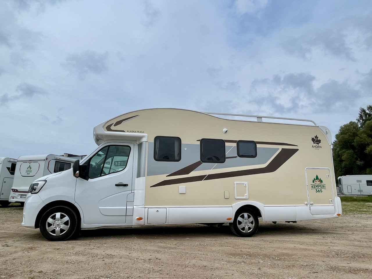 AHORN CAMP Alaska TD plus - Autocaravana perfilada: foto 3 AHORN CAMP Alaska TD plus - Autocaravana perfilada: foto 3