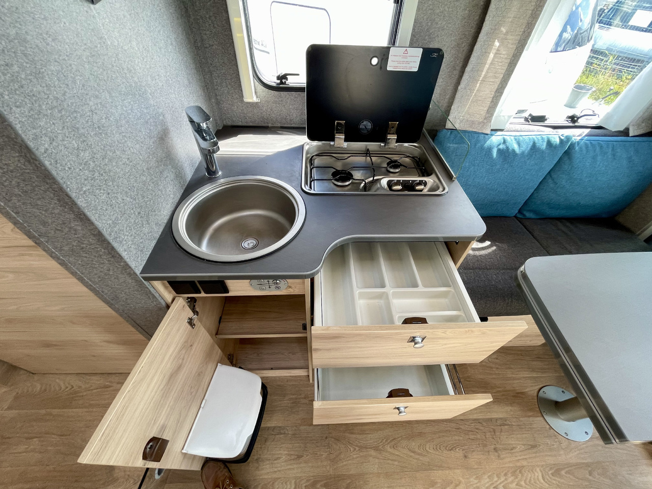 Autocaravana perfilada DETHLEFFS Just Go T7055 EBL: foto 12 Autocaravana perfilada DETHLEFFS Just Go T7055 EBL: foto 12