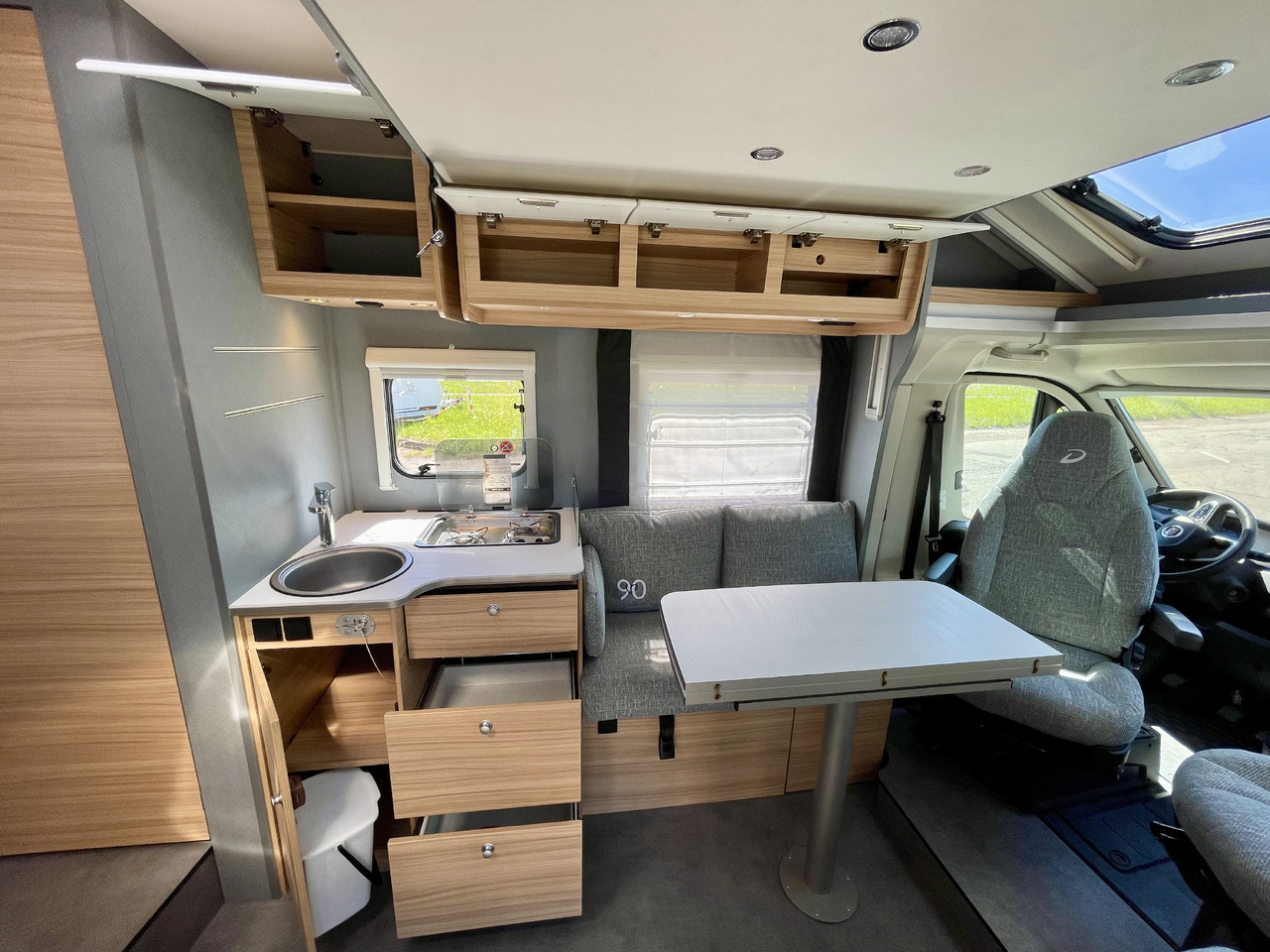 Autocaravana perfilada DETHLEFFS T7052 DBL: foto 12