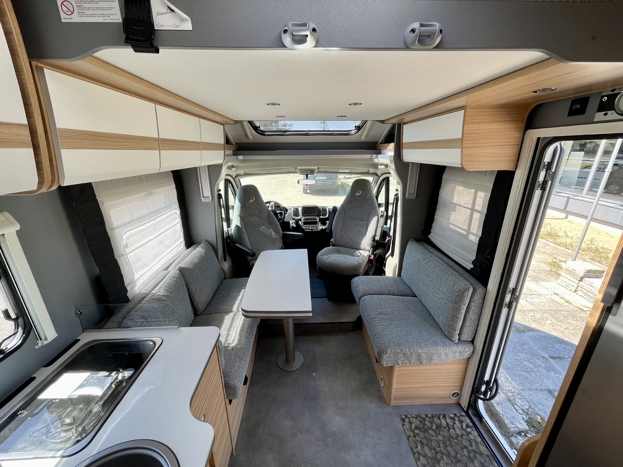Autocaravana perfilada DETHLEFFS T7052 DBL: foto 7