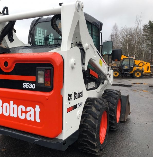 Bobcat S530 - Mini pá carregadora: foto 1 Bobcat S530 - Mini pá carregadora: foto 1