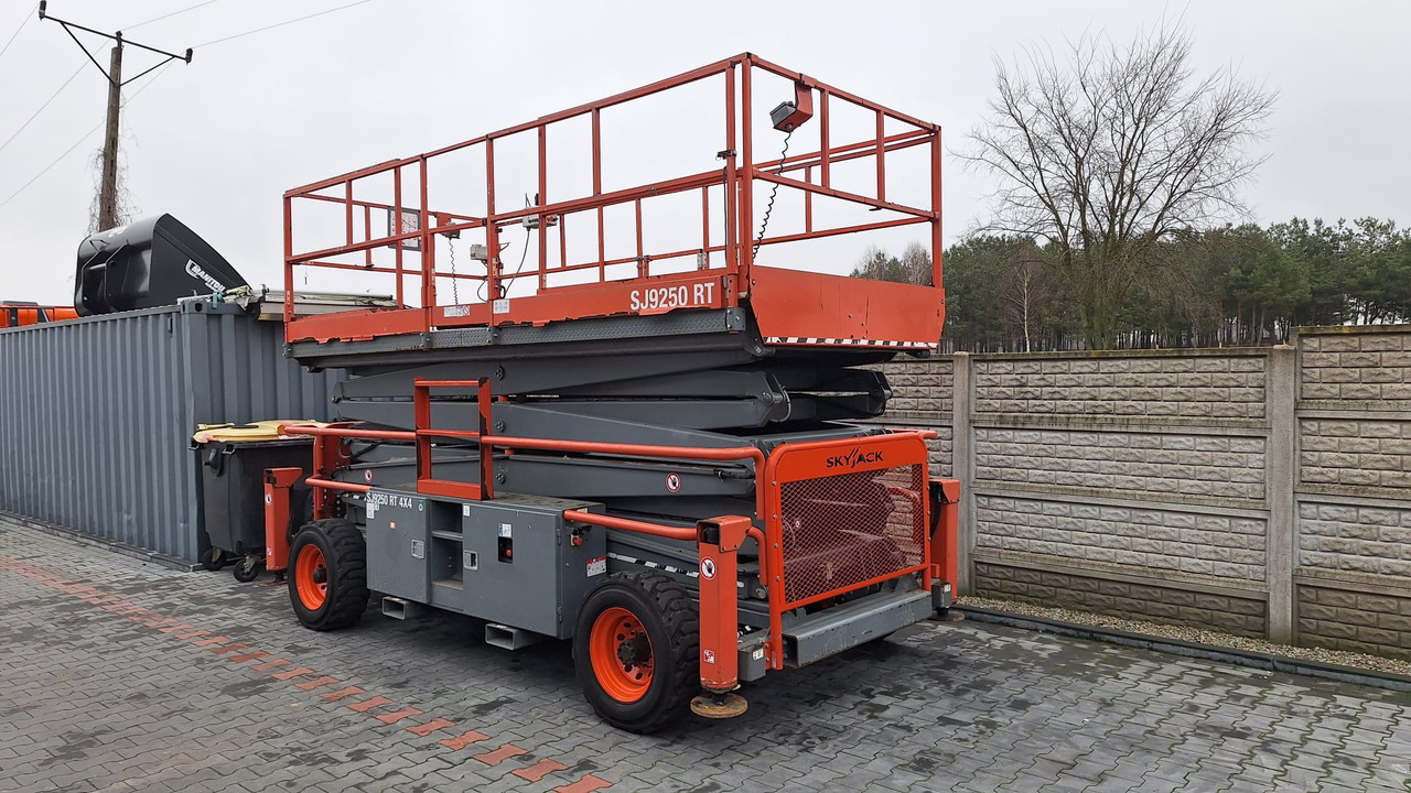 SKYJACK SJ9250 - Plataforma de Tijera/ Plataforma de tesoura: foto 5 SKYJACK SJ9250 - Plataforma de Tijera/ Plataforma de tesoura: foto 5