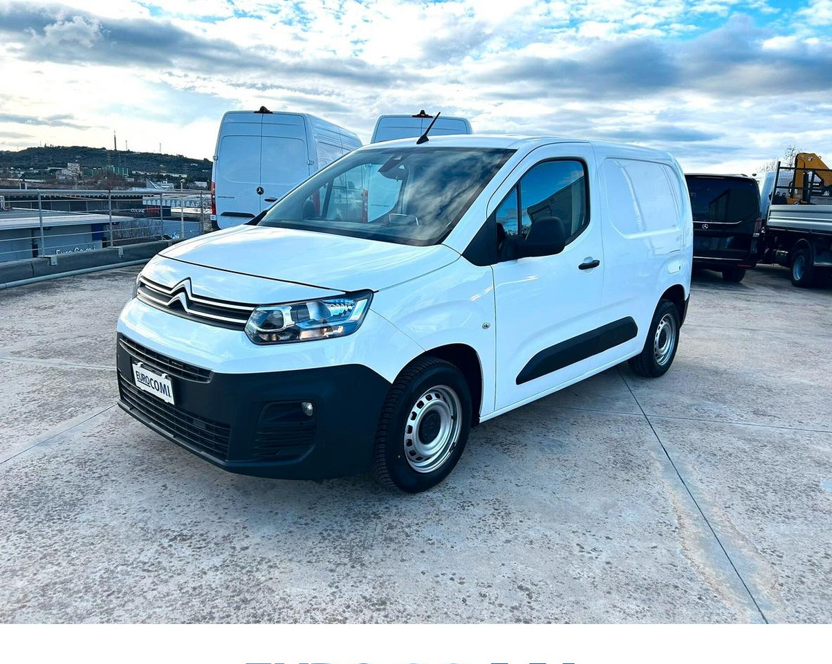 Citroen Berlingo 1.6 hdi 100 cv - Furgão compacto: foto 1 Citroen Berlingo 1.6 hdi 100 cv - Furgão compacto: foto 1