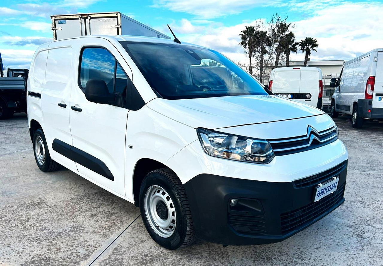 Citroen Berlingo 1.6 hdi 100 cv - Furgão compacto: foto 3 Citroen Berlingo 1.6 hdi 100 cv - Furgão compacto: foto 3