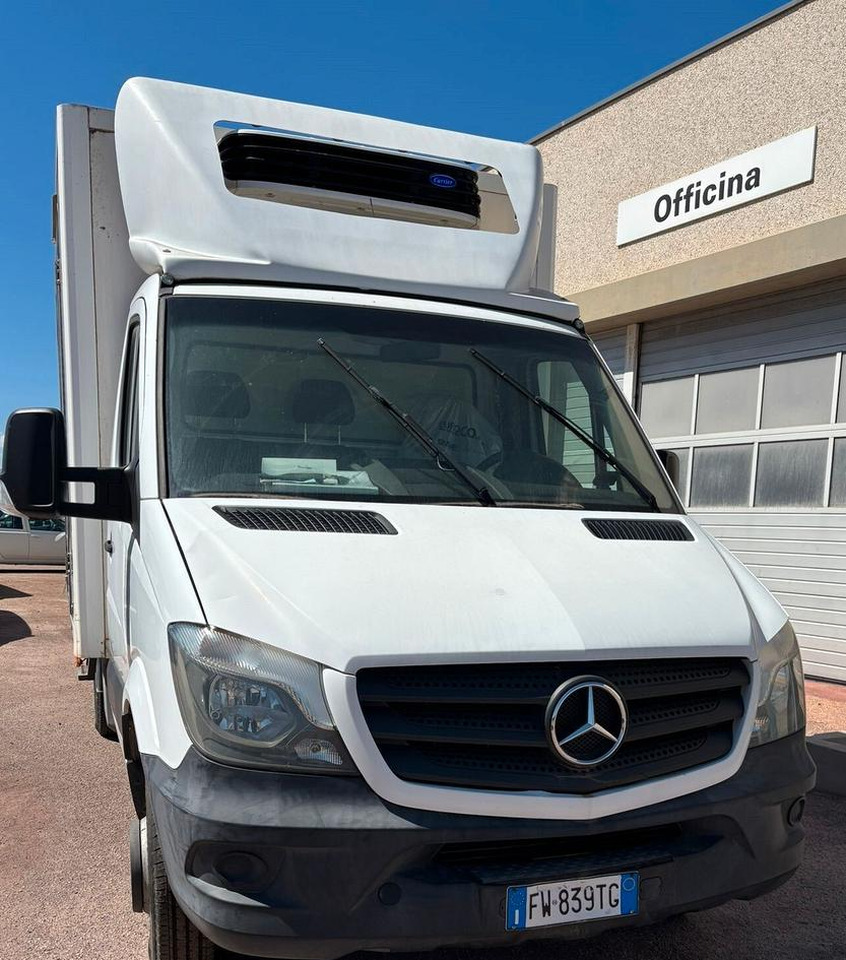 Mercedes-Benz Sprinter 416 CDI T 37/35 Furgone iso - Camião frigorífico: foto 1 Mercedes-Benz Sprinter 416 CDI T 37/35 Furgone iso - Camião frigorífico: foto 1