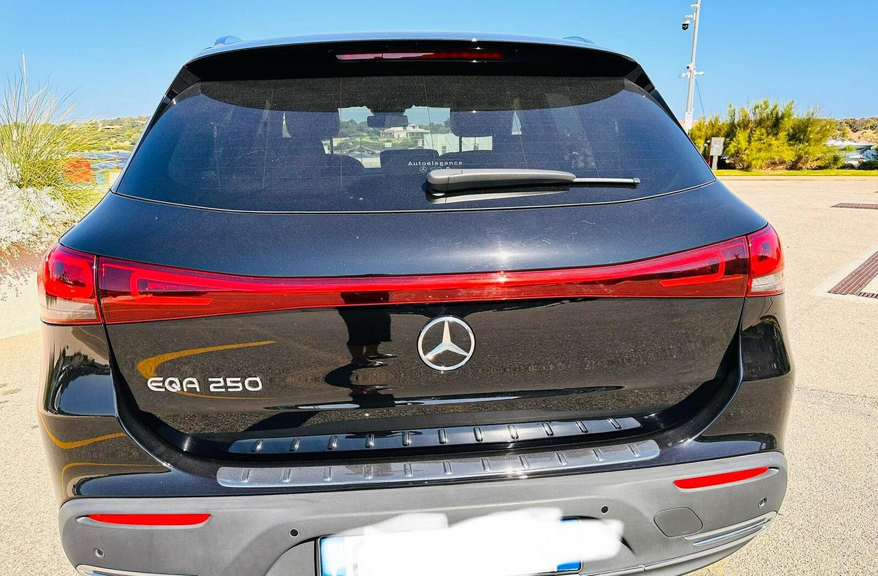 Mercedes-benz EQA 250 Sport Plus - Automóvel: foto 4 Mercedes-benz EQA 250 Sport Plus - Automóvel: foto 4