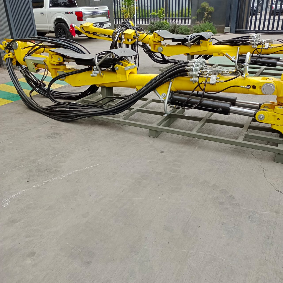 ATLAS COPCO EPIROC BRAZOS BUT28 PARA JUMBOS BOOMER 281 Y 282 - Máquina de mineração: foto 4 ATLAS COPCO EPIROC BRAZOS BUT28 PARA JUMBOS BOOMER 281 Y 282 - Máquina de mineração: foto 4