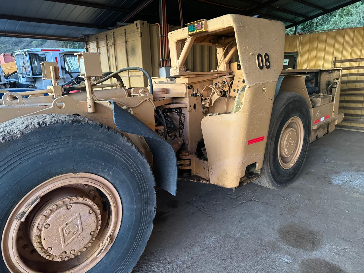 ATLAS COPCO WAGNER SCOOP ST-3,5 - Máquina de mineração: foto 1 ATLAS COPCO WAGNER SCOOP ST-3,5 - Máquina de mineração: foto 1