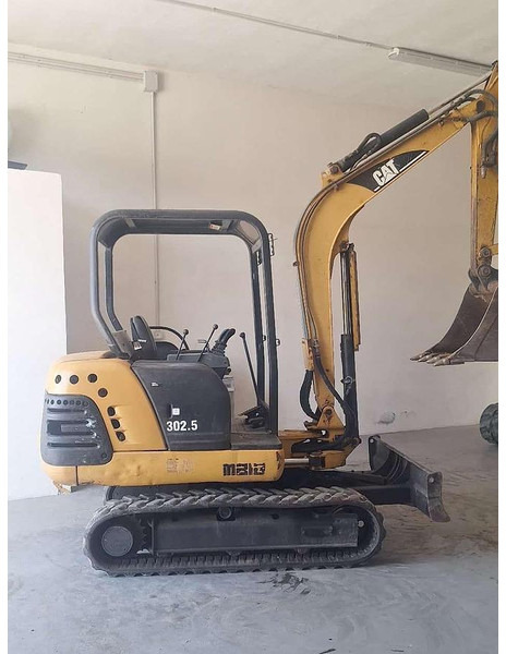 Caterpillar 302.5 - Mini escavadeira: foto 1 Caterpillar 302.5 - Mini escavadeira: foto 1