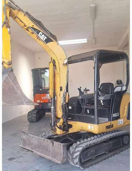 Caterpillar 302.5 - Mini escavadeira: foto 2 Caterpillar 302.5 - Mini escavadeira: foto 2