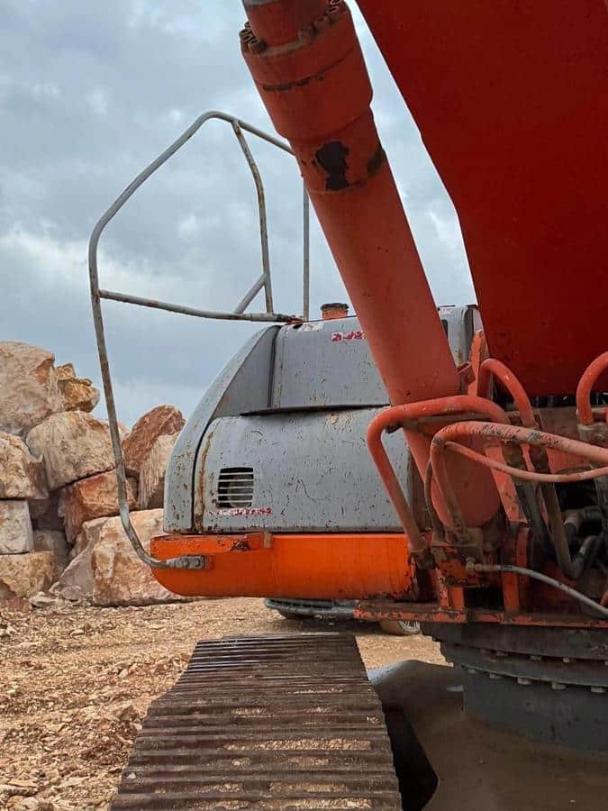 FIAT KOBELCO E305 - Escavadora de rastos: foto 5 FIAT KOBELCO E305 - Escavadora de rastos: foto 5