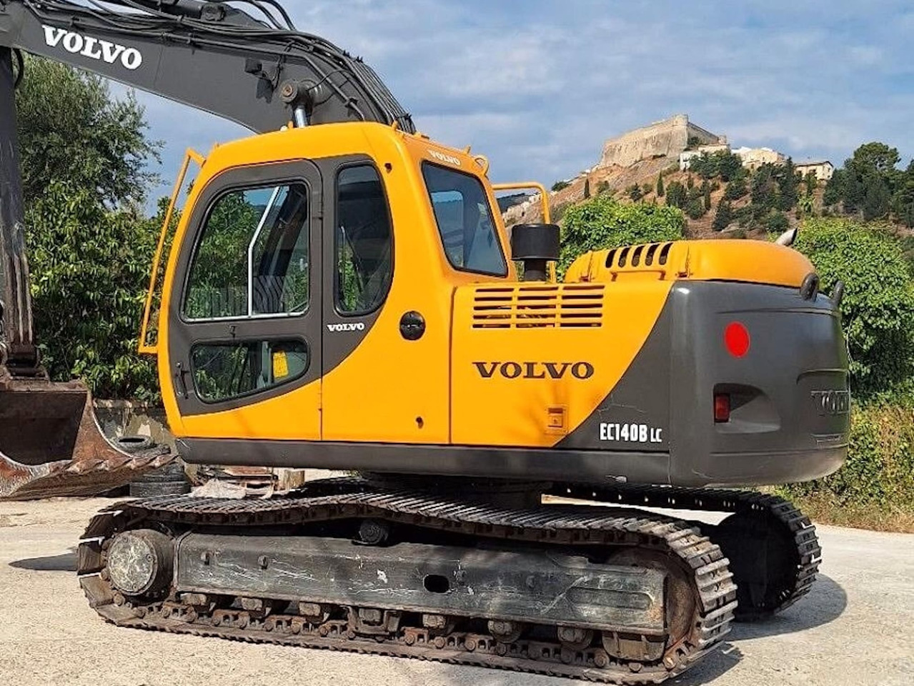 VOLVO EC140BLC - Escavadora de rastos: foto 5 VOLVO EC140BLC - Escavadora de rastos: foto 5
