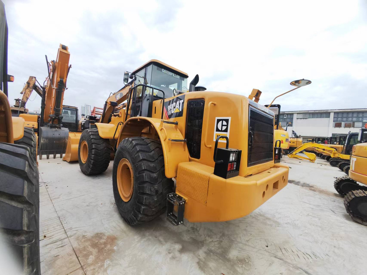 CATERPILLAR 950G - Pá carregadora de rodas: foto 4 CATERPILLAR 950G - Pá carregadora de rodas: foto 4