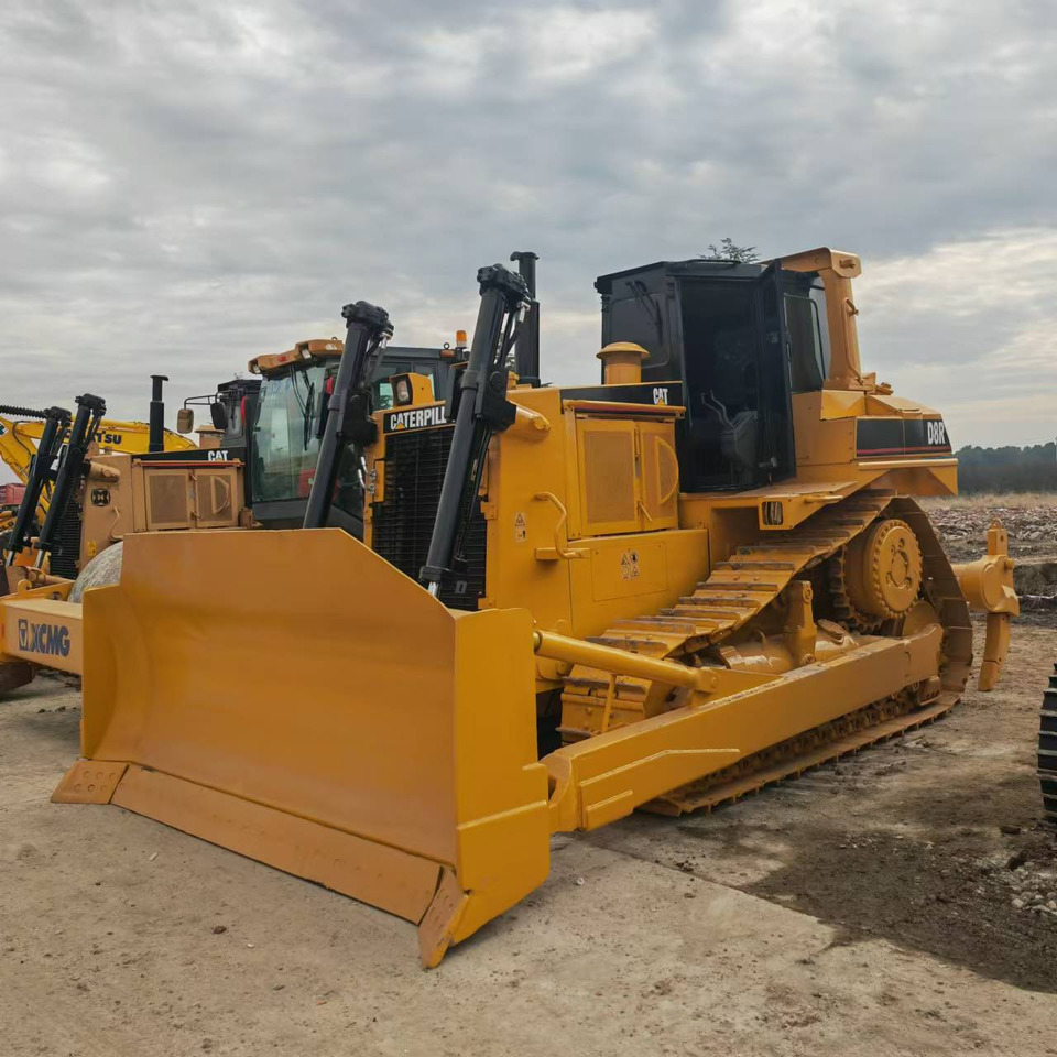 CATERPILLAR D8R - Buldôzer: foto 2 CATERPILLAR D8R - Buldôzer: foto 2